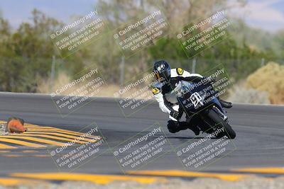 media/Oct-03-2022-Moto Forza (Mon) [[5f077a3730]]/Advanced Group/Session 3 (Turn 3)/